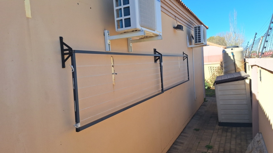 3 Bedroom Property for Sale in Baillie Park North West